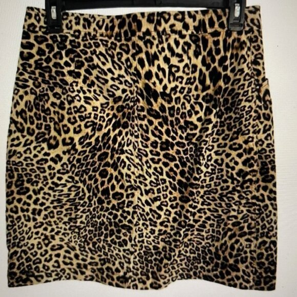 Karen Kane Skirt Size 4 Animal Print Front Buttons Women Skirt - New! - Picture 4 of 6